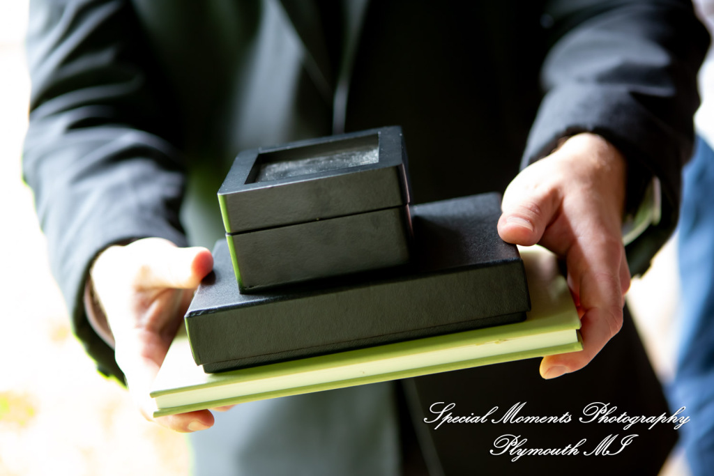 Samantha & David at Longacre House Farmington Hills MI wedding photograph