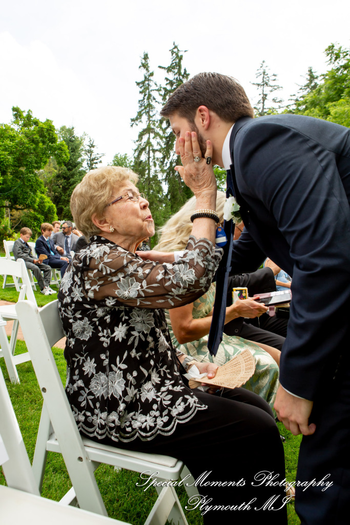 Samantha & David at Longacre House Farmington Hills MI wedding photograph