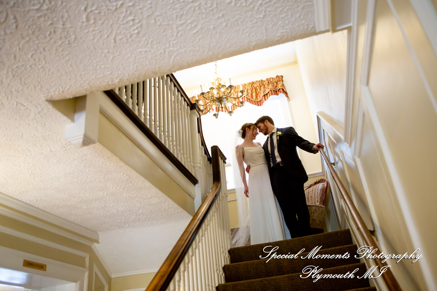 Samantha & David at Longacre House Farmington Hills MI wedding photograph