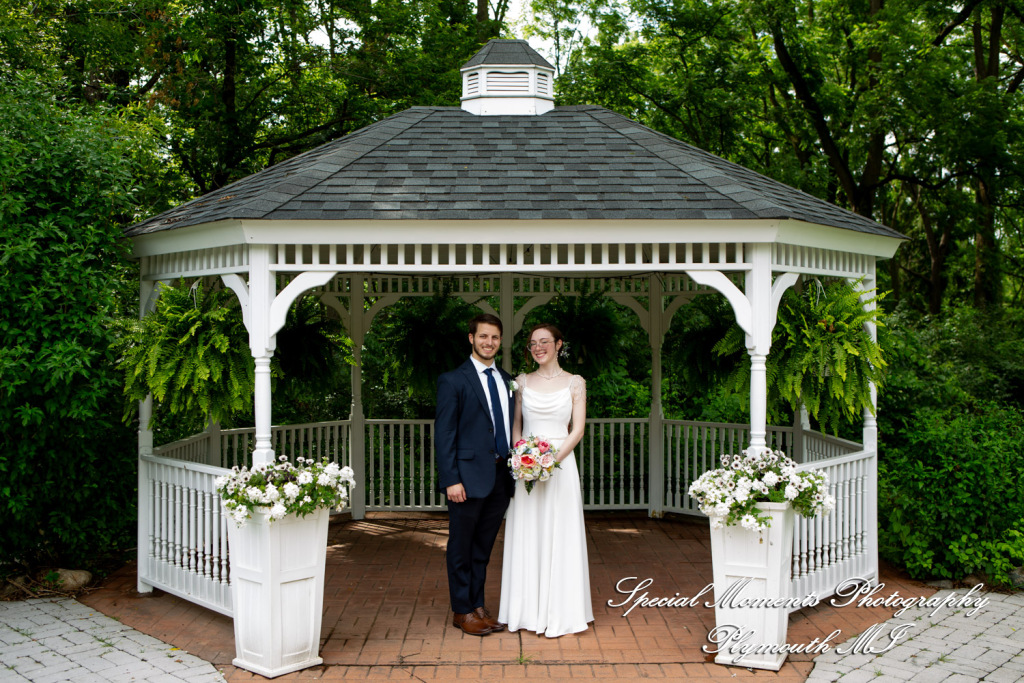 Samantha & David at Longacre House Farmington Hills MI wedding photograph
