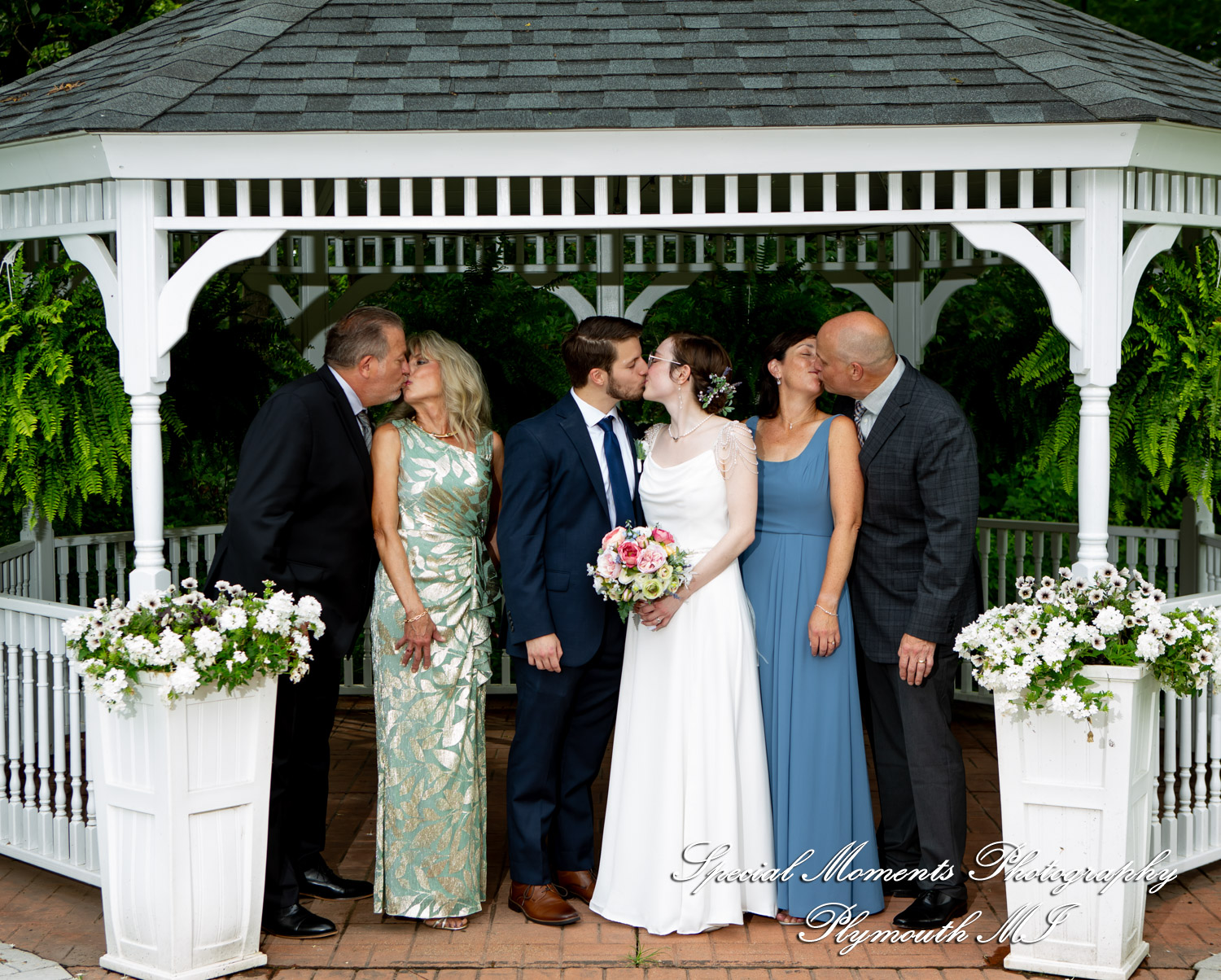 Samantha & David at Longacre House Farmington Hills MI wedding photograph