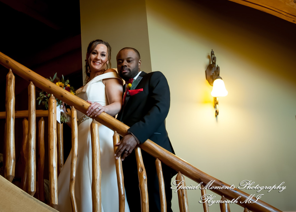 Lamar & Rachel at Strawberry Lake Lodge Pinckney MI wedding photograph