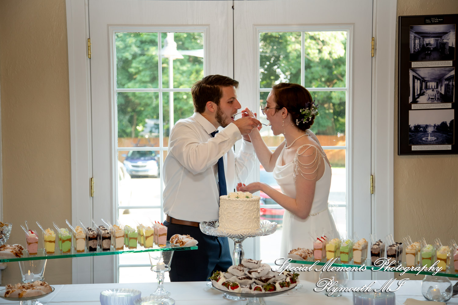 Samantha & David at Longacre House Farmington Hills MI wedding photograph