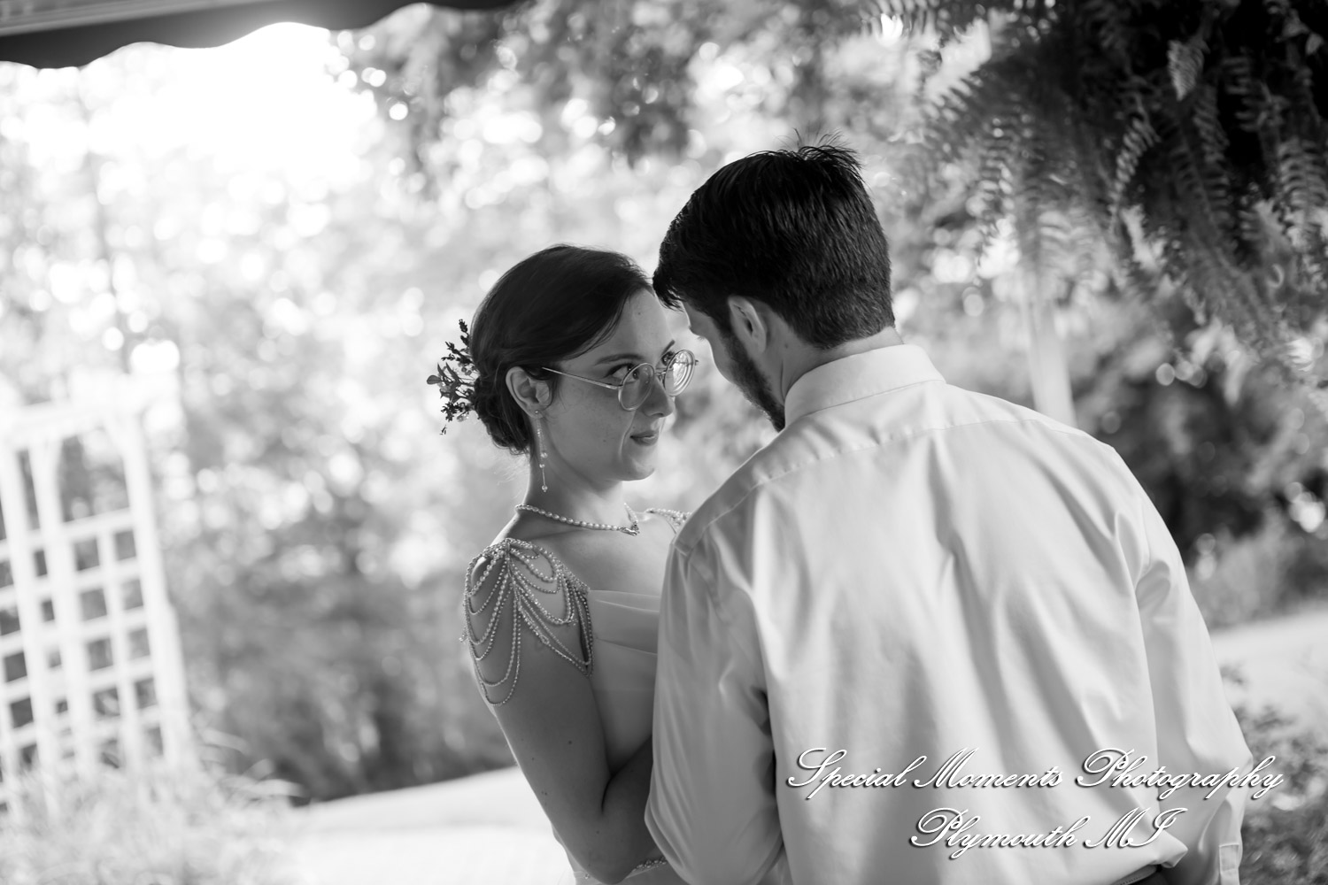 Samantha & David at Longacre House Farmington Hills MI wedding photograph