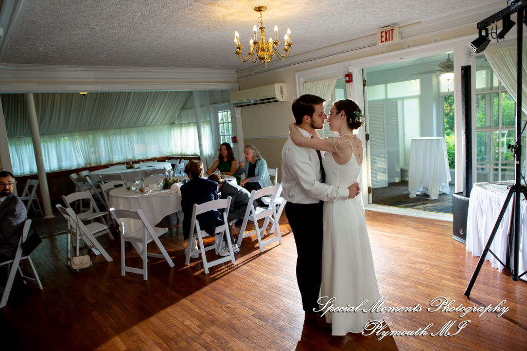 Samantha & David at Longacre House Farmington Hills MI wedding photograph