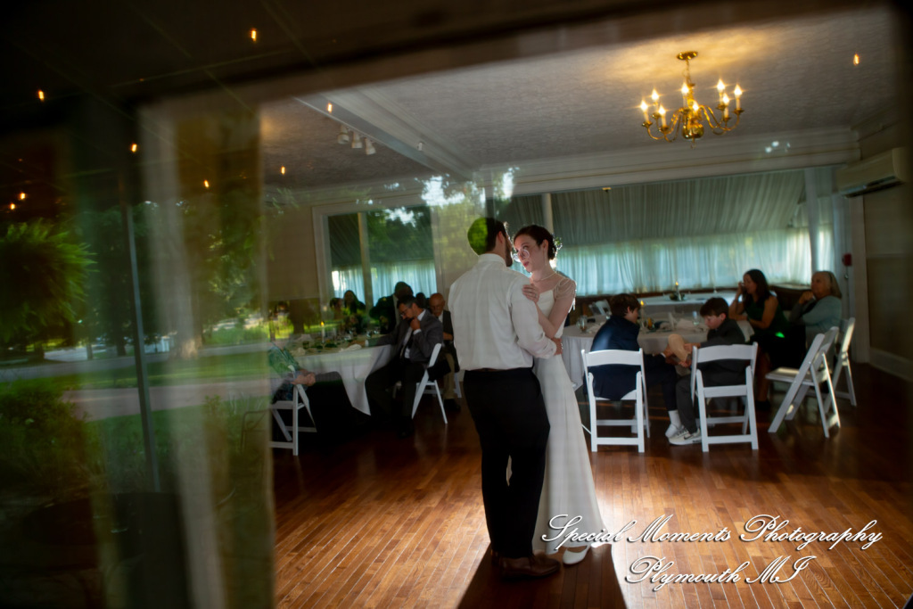Samantha & David at Longacre House Farmington Hills MI wedding photograph