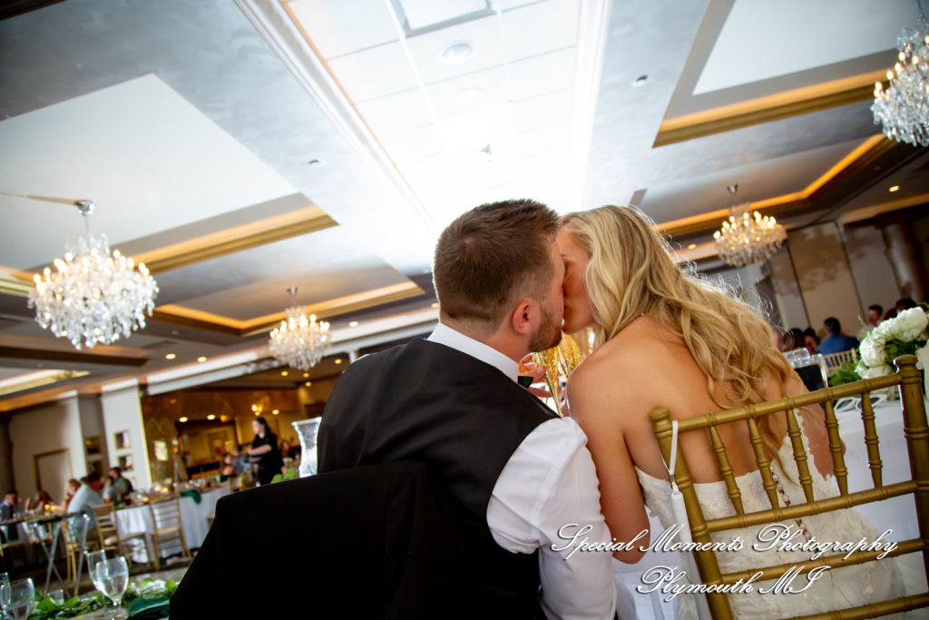 A Couple at Bentley Banquet Conference Center Wyandotte MI wedding photography