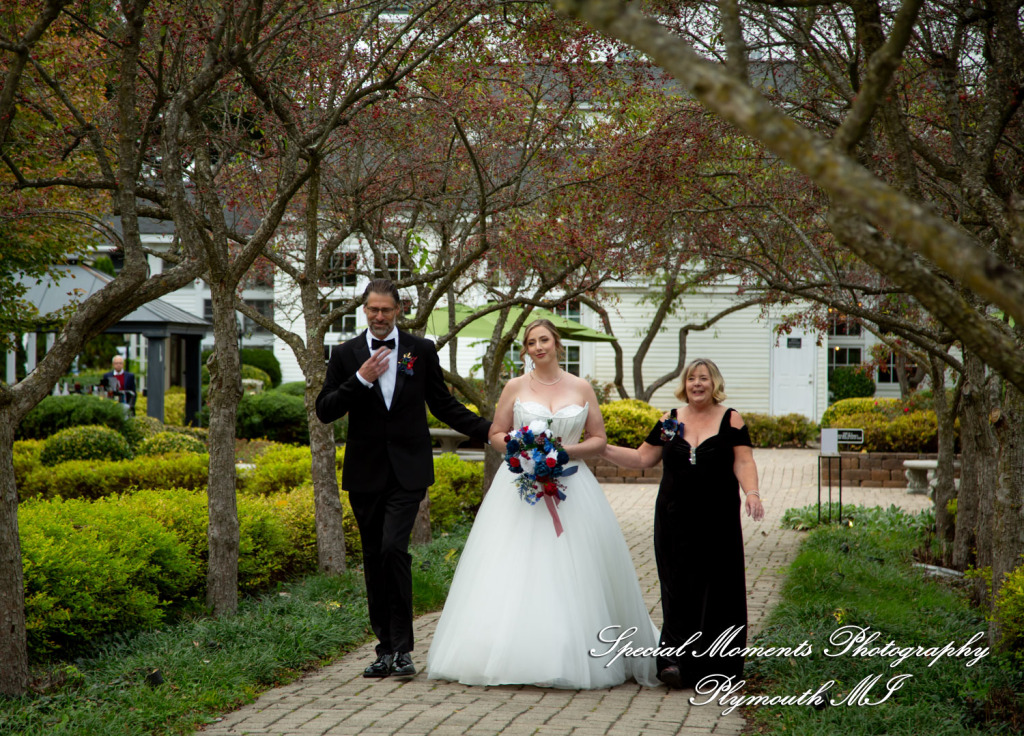 Chloe & Daniel at Wellers West Garden Saline MI wedding photography