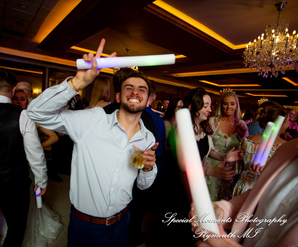 A Couple at Bentley Banquet Conference Center Wyandotte MI wedding photography
