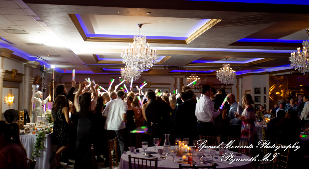 A Couple at Bentley Banquet Conference Center Wyandotte MI wedding photography