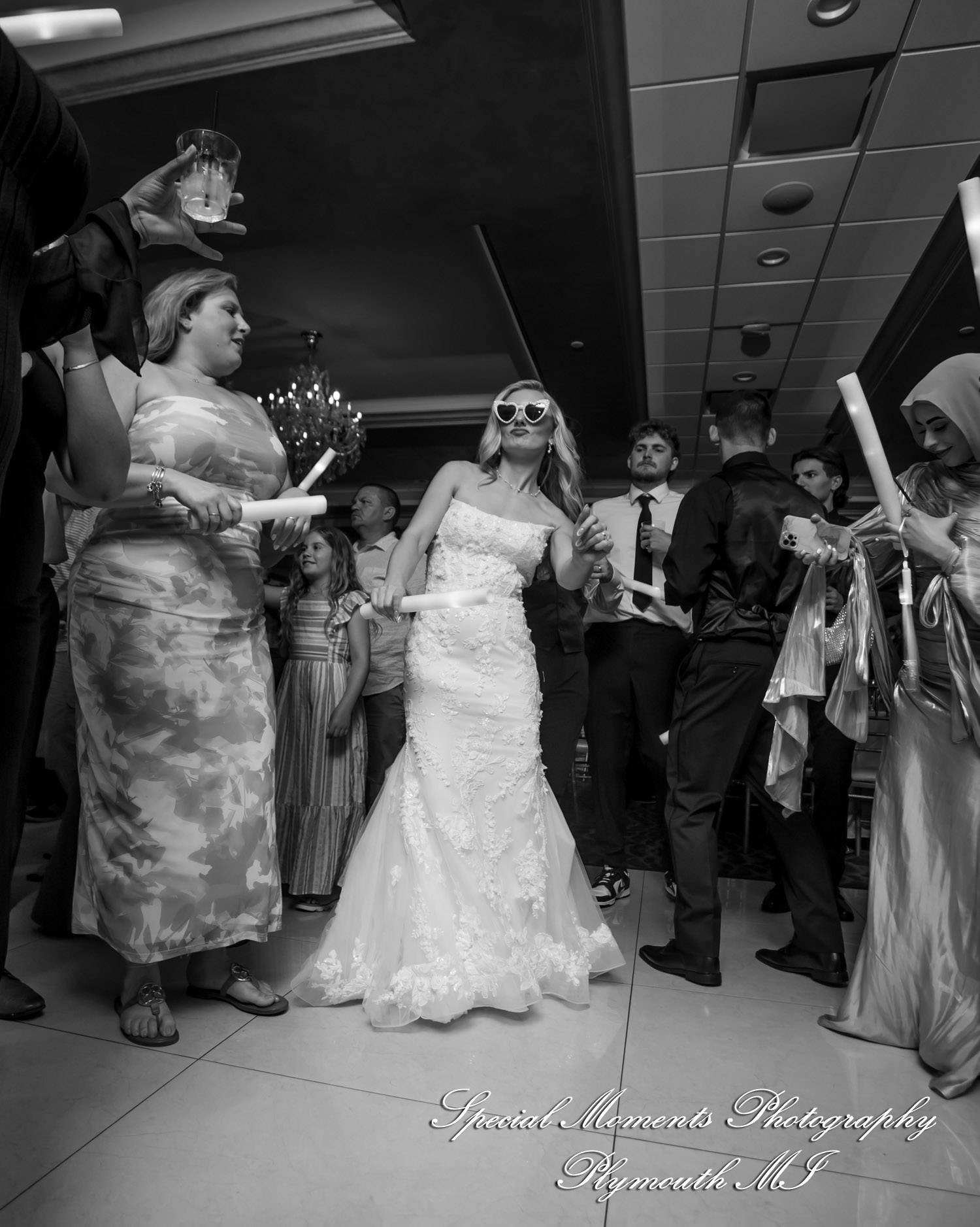 A Couple at Bentley Banquet Conference Center Wyandotte MI wedding photography