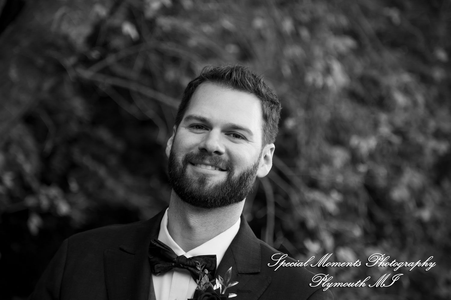 Chloe & Daniel at Wellers West Garden Saline MI wedding photography