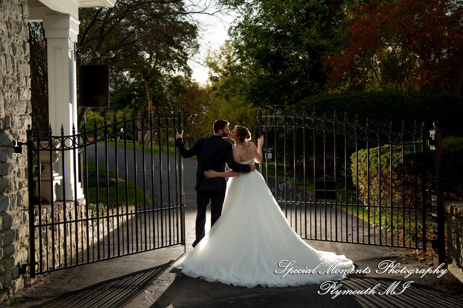 Chloe & Daniel at Wellers Carriage House Saline MI wedding photography