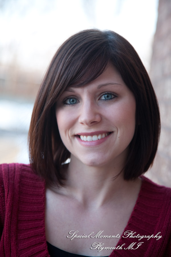 Lisa H. wedding photographer Head Shot - 900