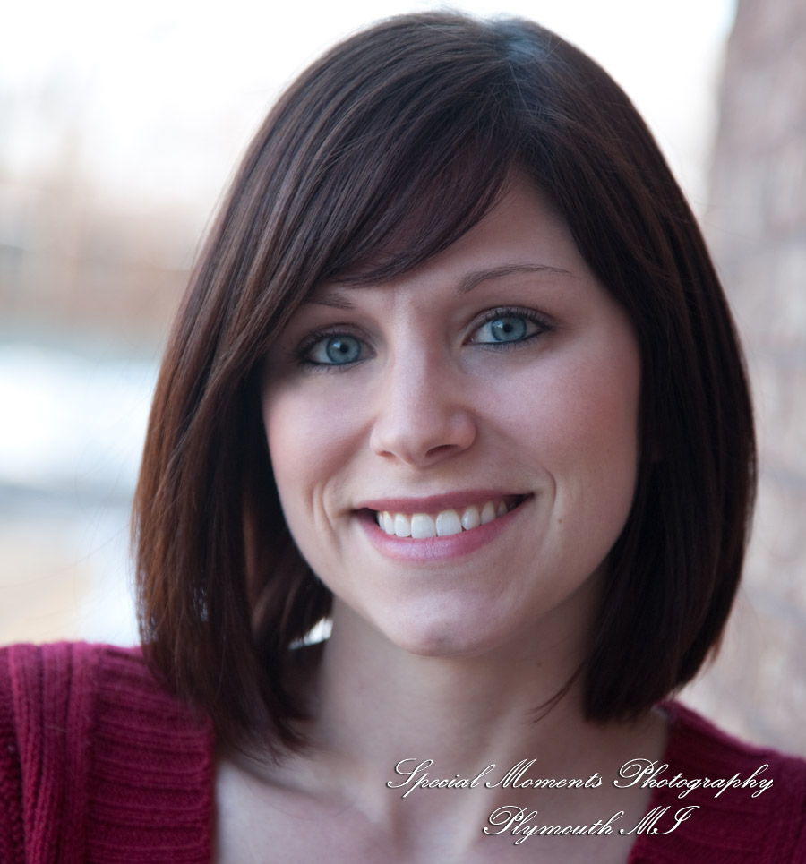 Lisa H. wedding photographer Head Shot - 900