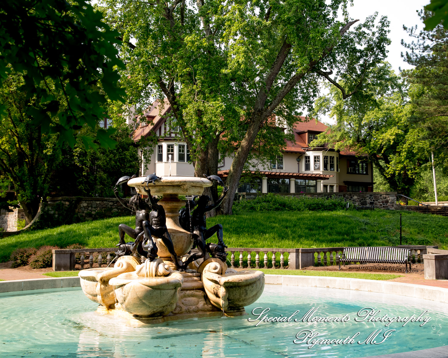 Chayna & Jonny at Cranbrook House Gardens Bloomfield Hills MI engagement photography