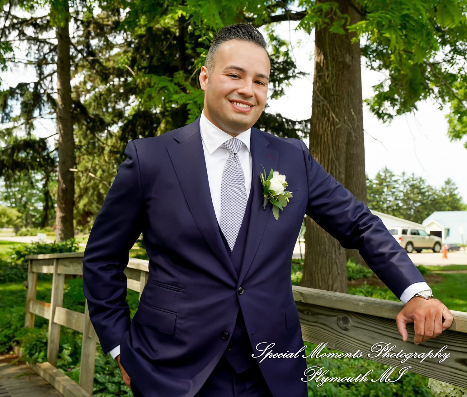 Melissa & Eric at MSU Tollgate Farm & Education Center Novi MI wedding photography