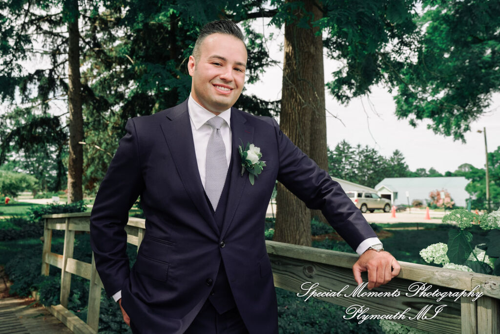 Melissa & Eric at MSU Tollgate Farm & Education Center Novi MI wedding photography
