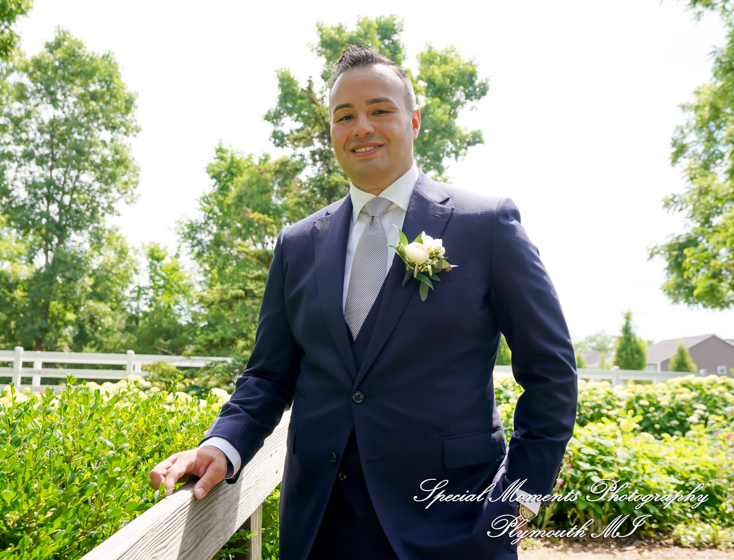 Melissa & Eric at MSU Tollgate Farm & Education Center Novi MI wedding photography