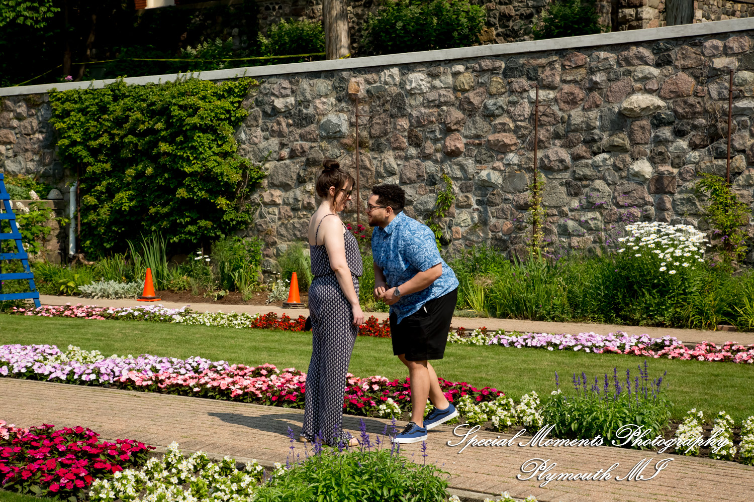 Chayna & Jonny at Cranbrook House Gardens Bloomfield Hills MI engagement photography