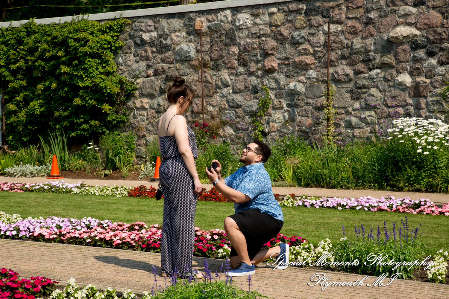 Chayna & Jonny at Cranbrook House Gardens Bloomfield Hills MI engagement photography