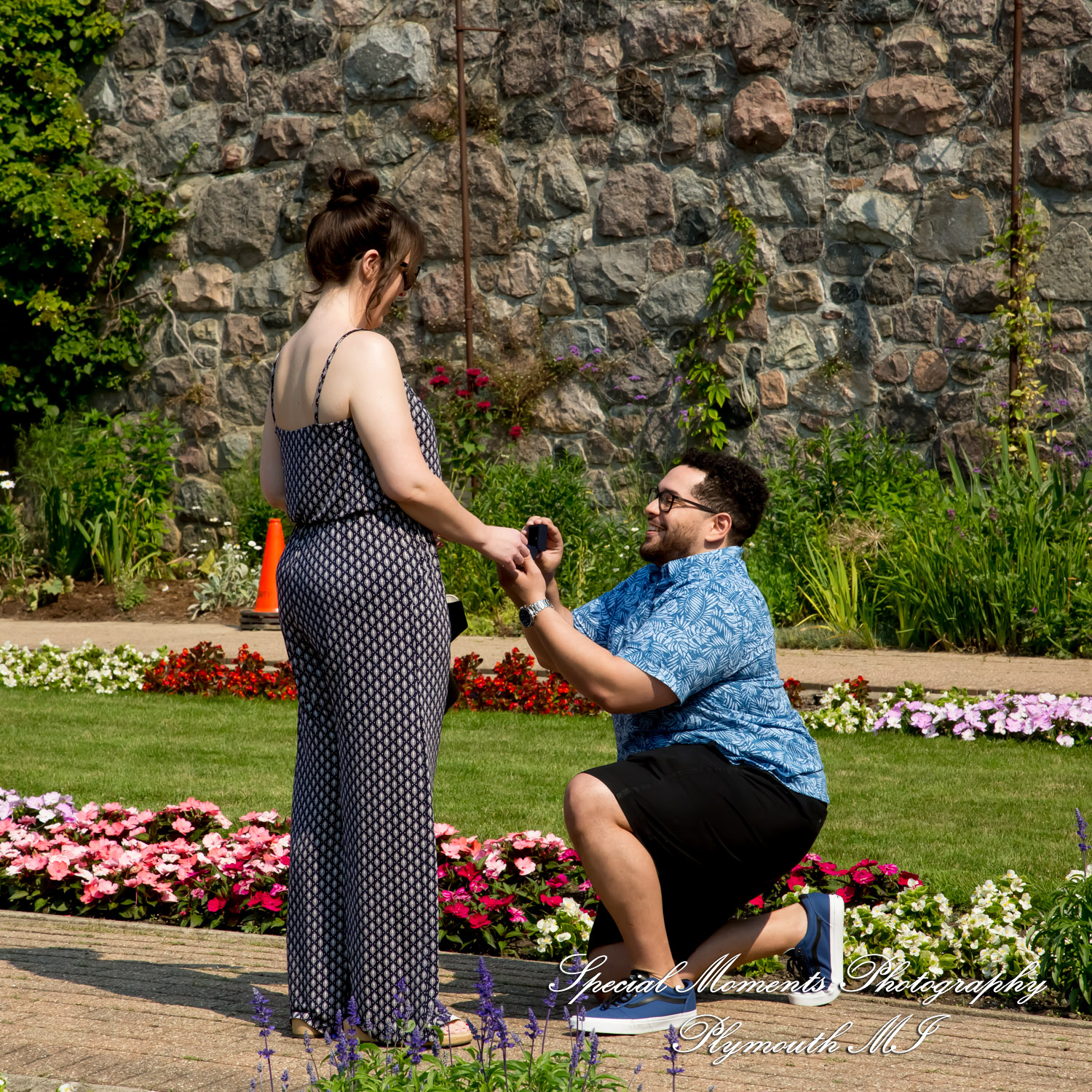 Chayna & Jonny at Cranbrook House Gardens Bloomfield Hills MI engagement photography