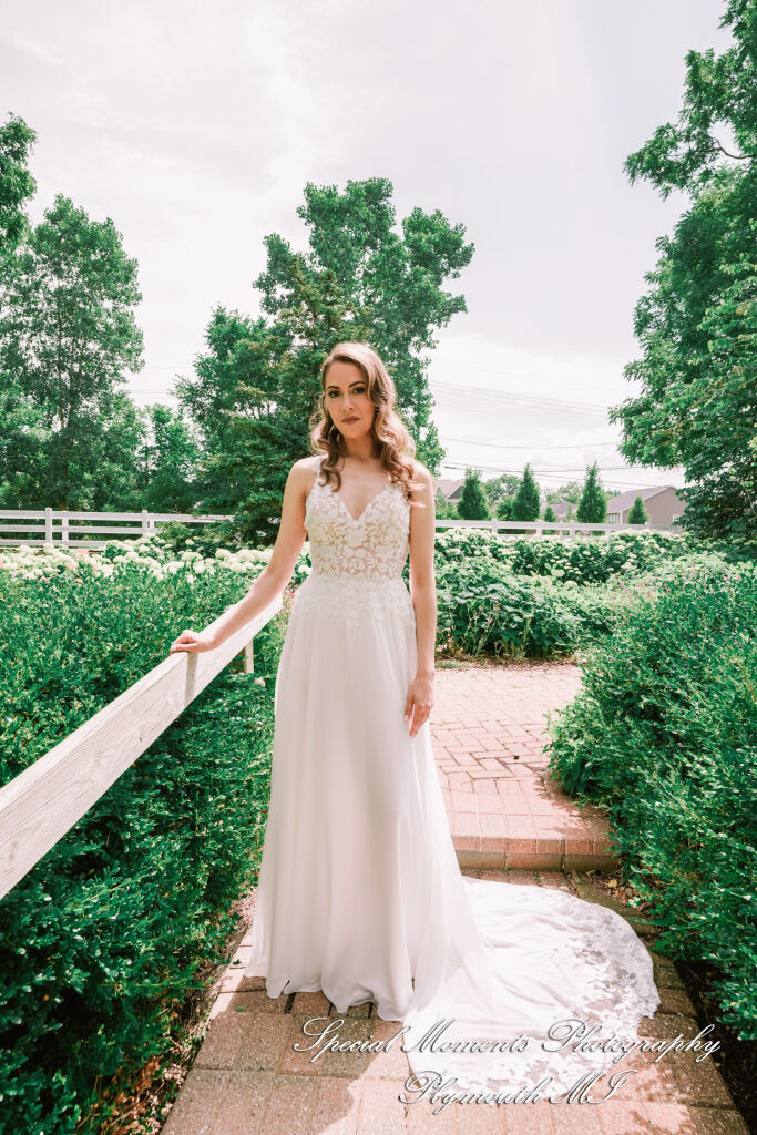 Melissa & Eric at MSU Tollgate Farm & Education Center Novi MI wedding photography