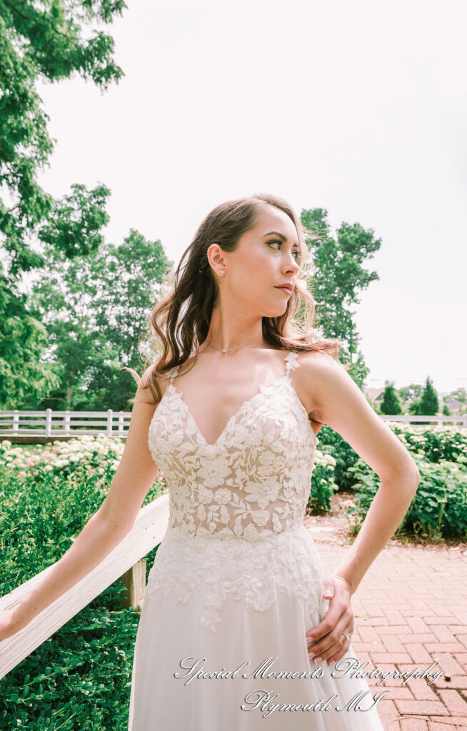 Melissa & Eric at MSU Tollgate Farm & Education Center Novi MI wedding photography