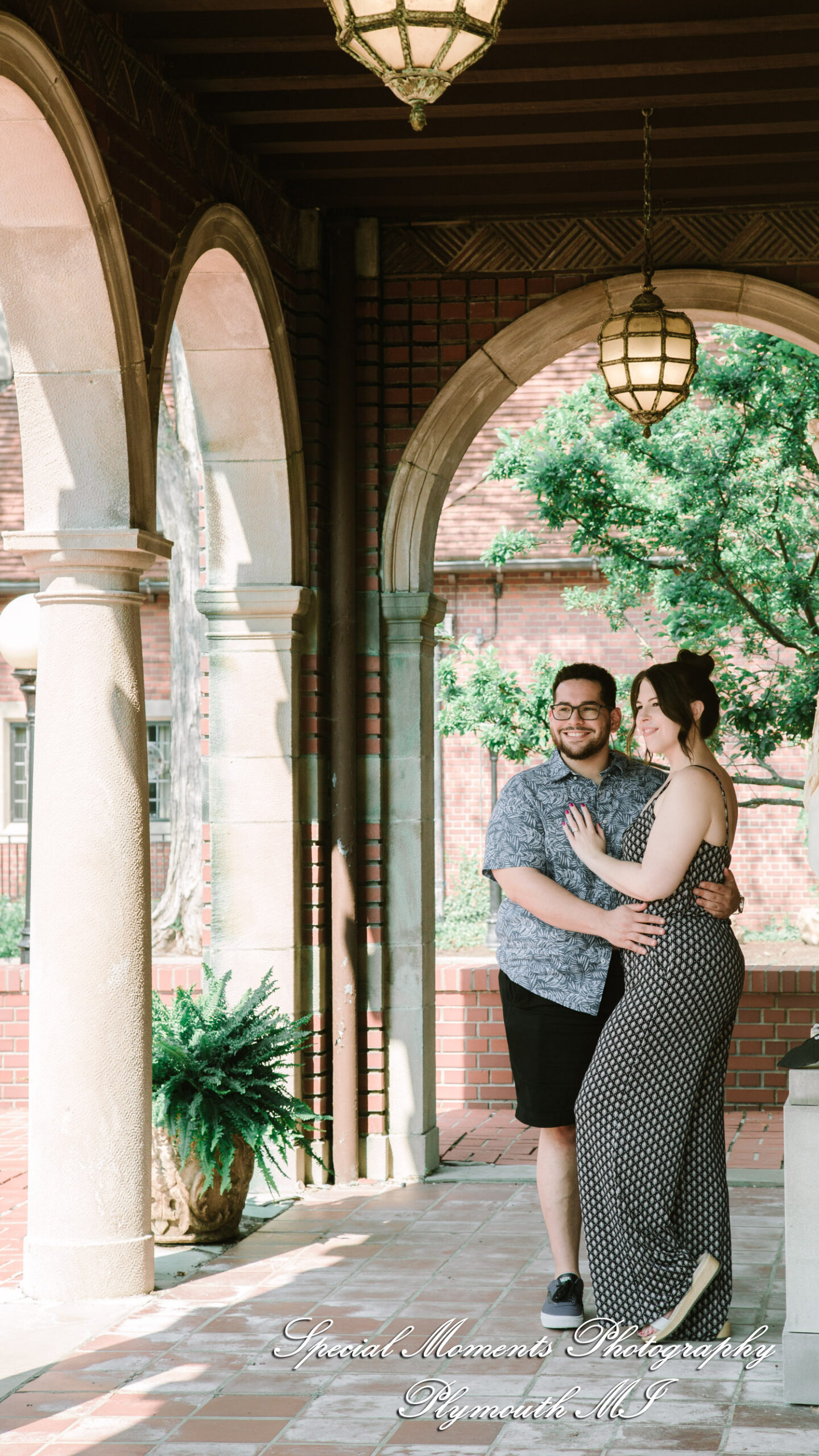 Chayna & Jonny at Cranbrook House Gardens Bloomfield Hills MI engagement photography