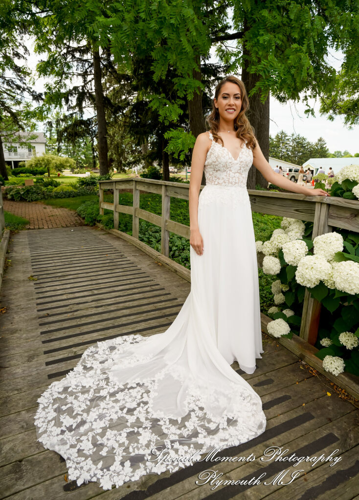 Melissa & Eric at MSU Tollgate Farm & Education Center Novi MI wedding photography