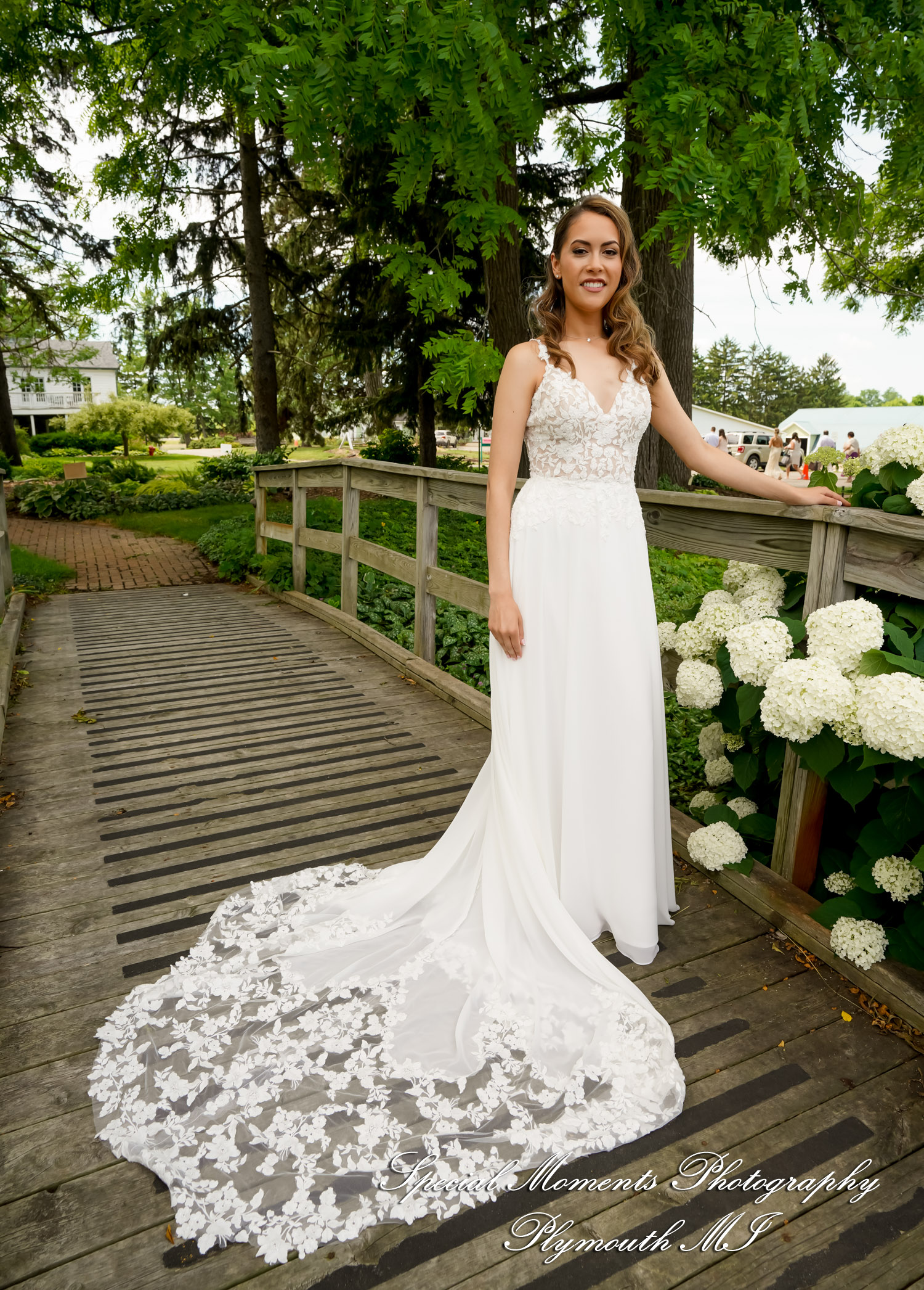Melissa & Eric at MSU Tollgate Farm & Education Center Novi MI wedding photography