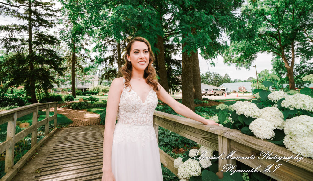 Melissa & Eric at MSU Tollgate Farm & Education Center Novi MI wedding photography