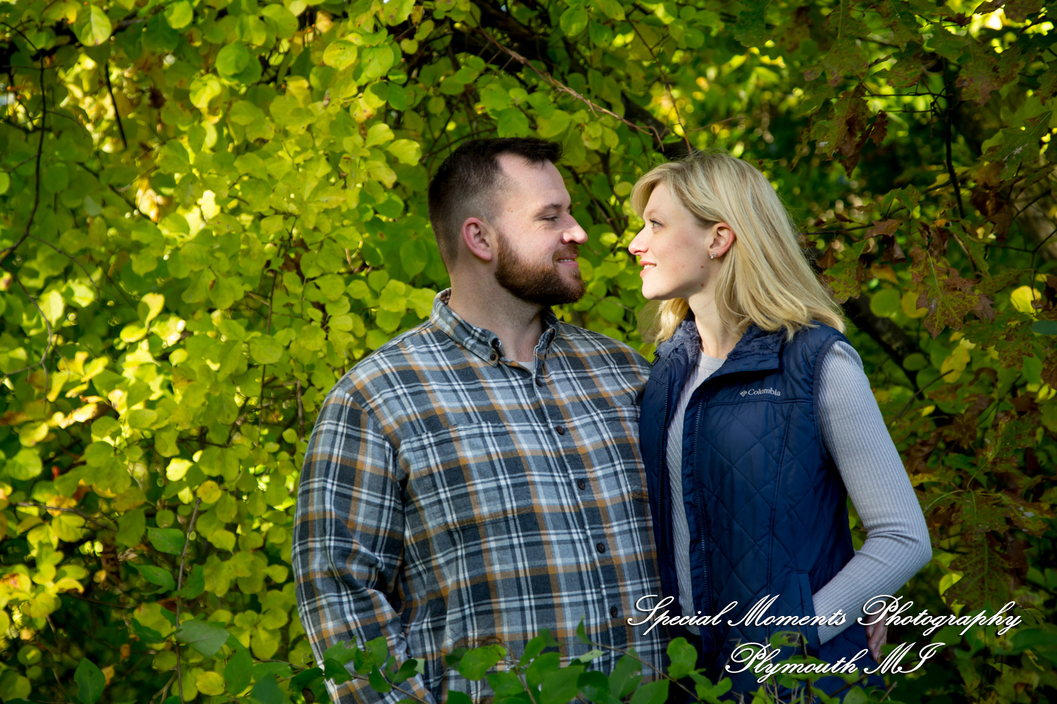Christina & Jeffrey at Pontiac Lake State Park Waterford MI engagement photography