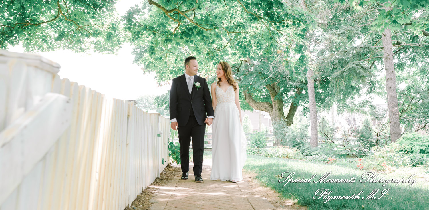 Melissa & Eric at MSU Tollgate Farm & Education Center Novi MI wedding photography