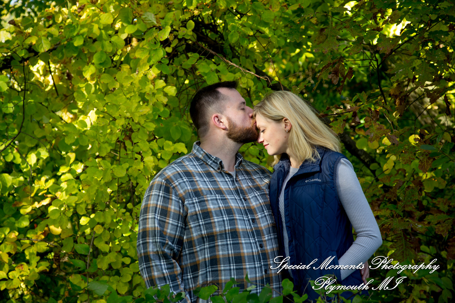 Christina & Jeffrey at Pontiac Lake State Park Waterford MI engagement photography