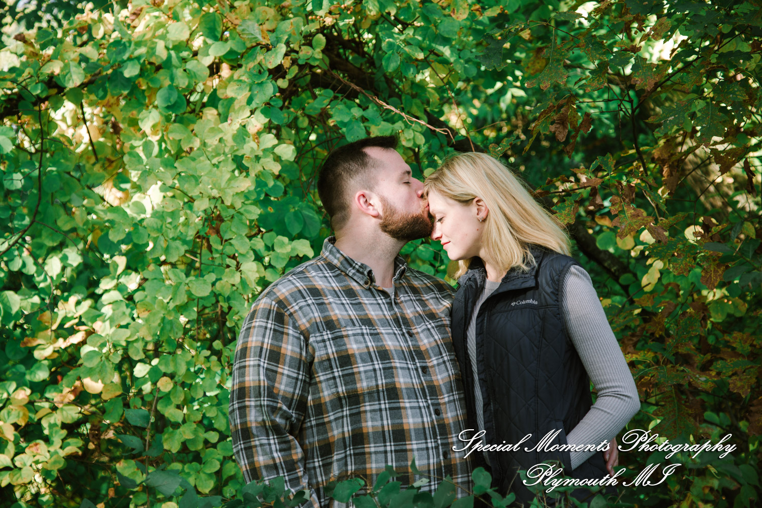Christina & Jeffrey at Pontiac Lake State Park Waterford MI engagement photography