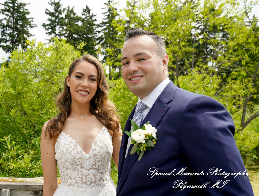Melissa & Eric at MSU Tollgate Farm & Education Center Novi MI wedding photography