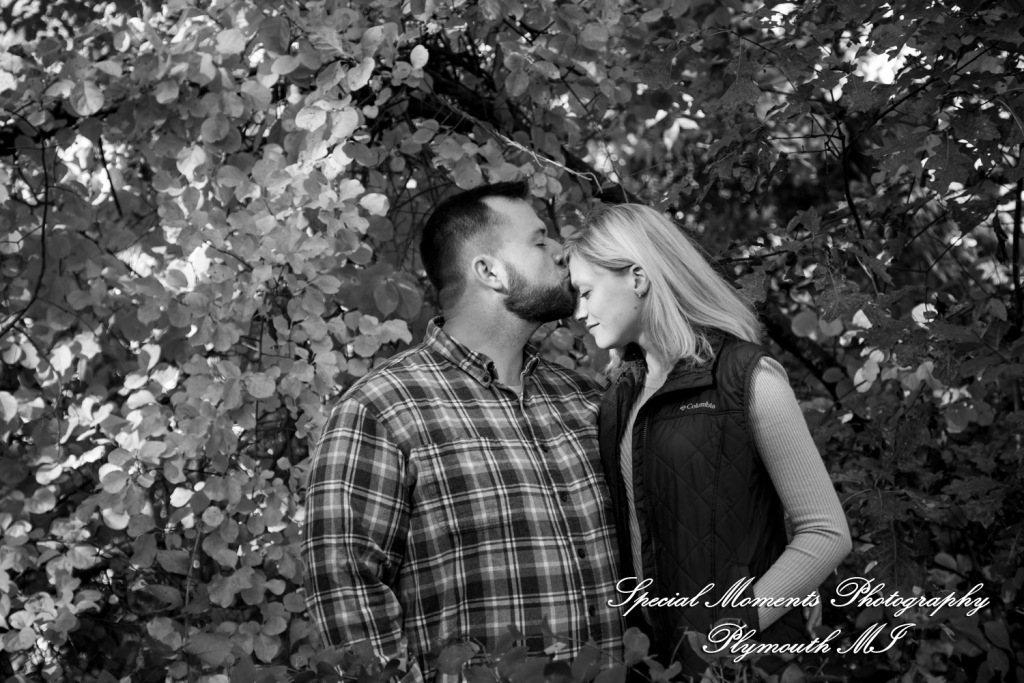 Christina & Jeffrey at Pontiac Lake State Park Waterford MI engagement photography