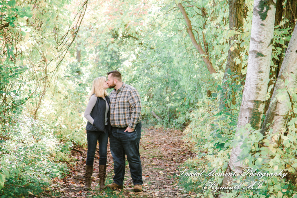Christina & Jeffrey at Pontiac Lake State Park Waterford MI engagement photography