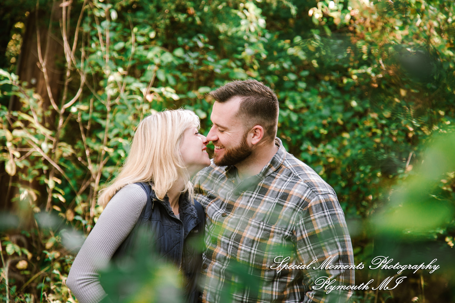Christina & Jeffrey at Pontiac Lake State Park Waterford MI engagement photography
