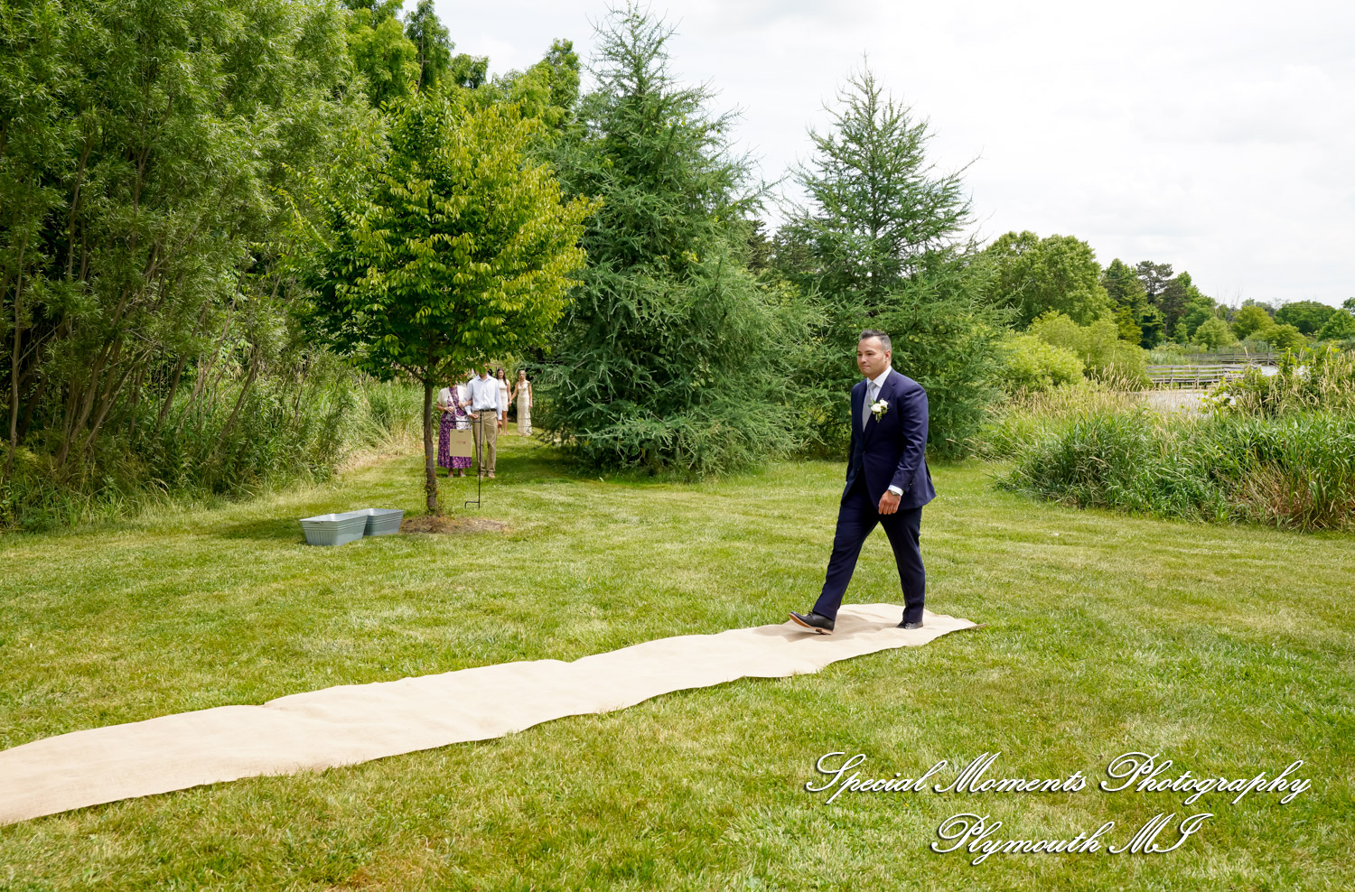 Melissa & Eric at MSU Tollgate Farm & Education Center Novi MI wedding photography