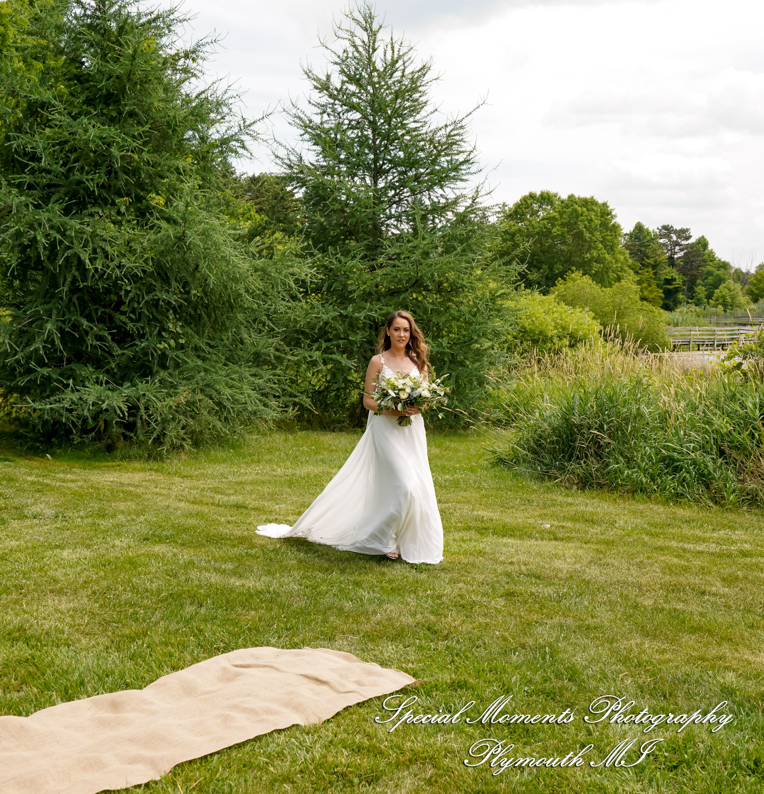 Melissa & Eric at MSU Tollgate Farm & Education Center Novi MI wedding photography