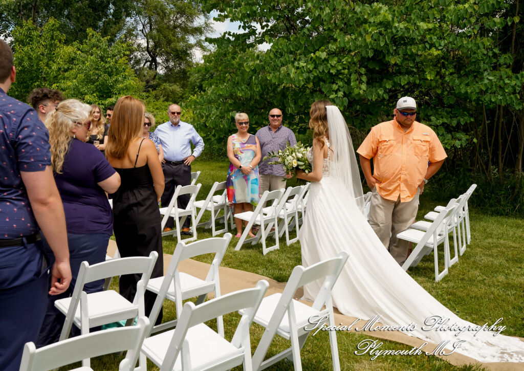 Melissa & Eric at MSU Tollgate Farm & Education Center Novi MI wedding photography