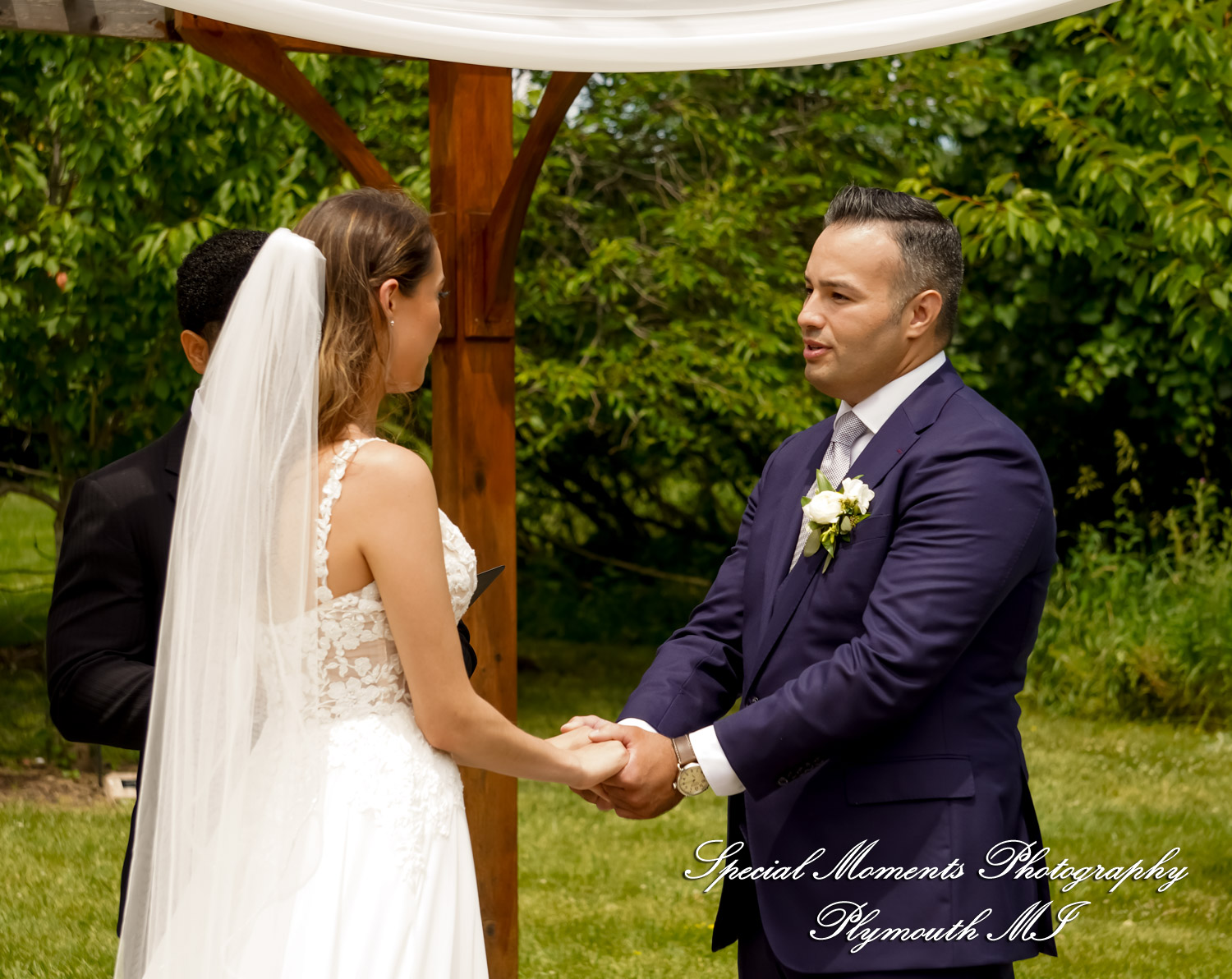 Melissa & Eric at MSU Tollgate Farm & Education Center Novi MI wedding photography