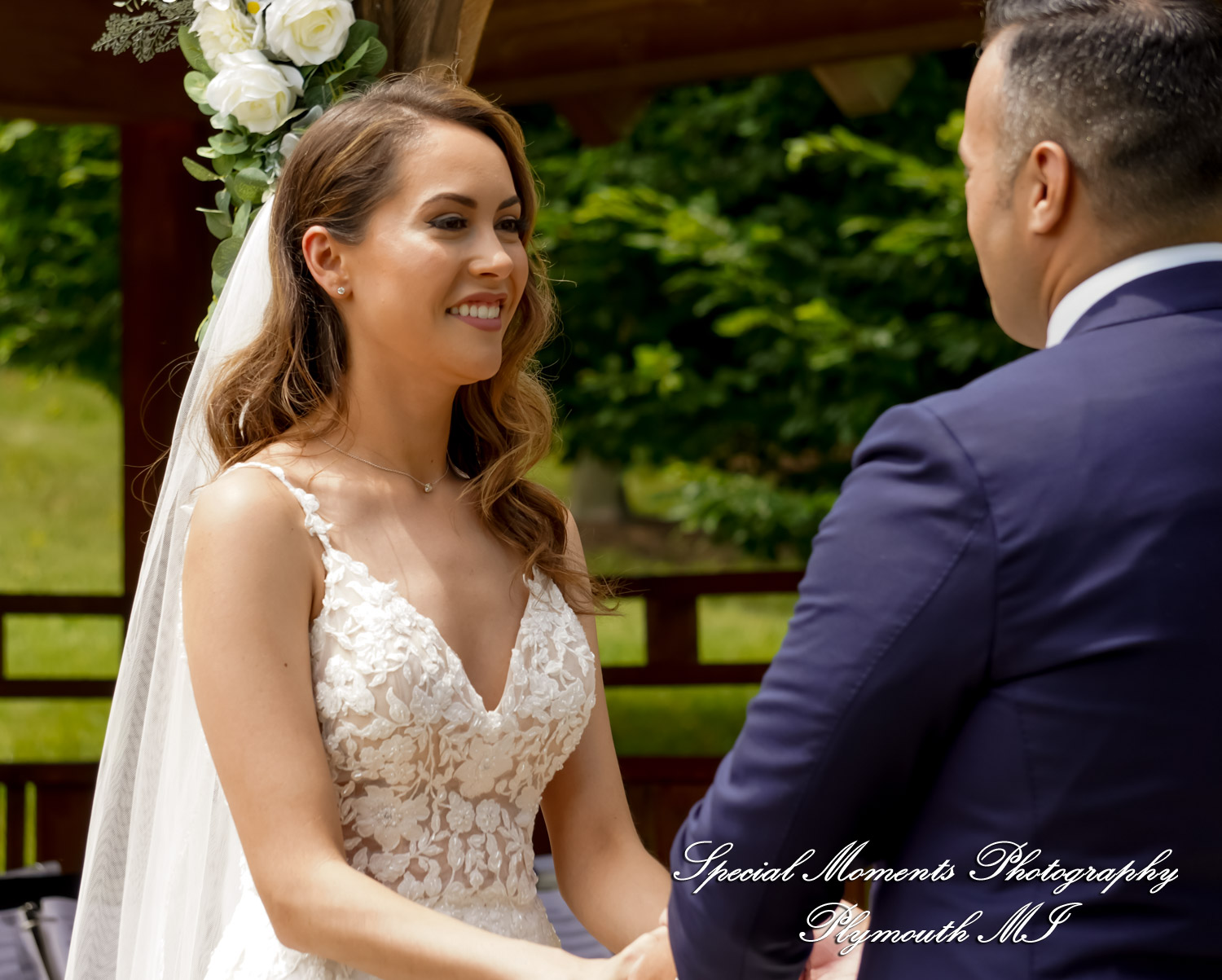 Melissa & Eric at MSU Tollgate Farm & Education Center Novi MI wedding photography
