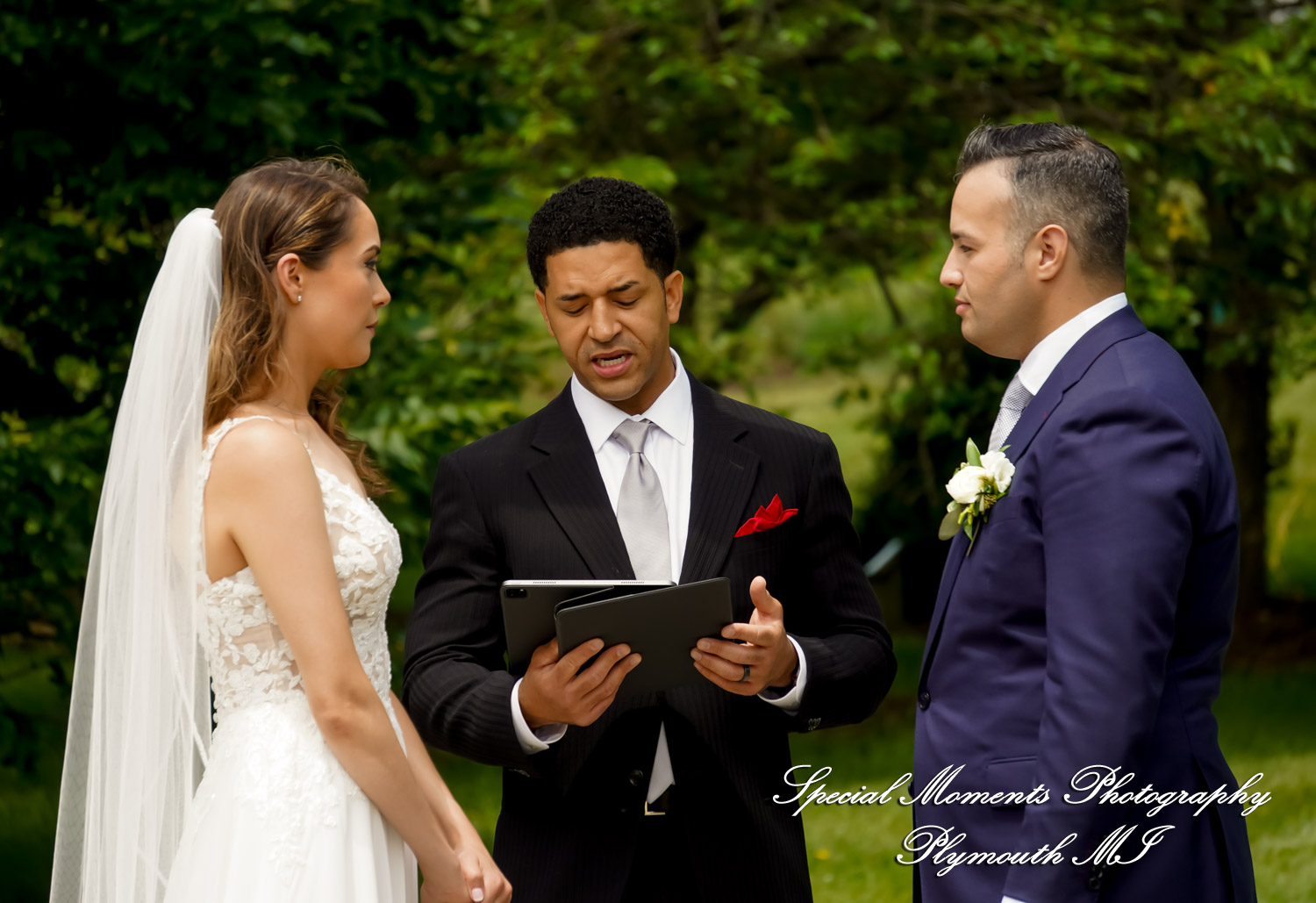 Melissa & Eric at MSU Tollgate Farm & Education Center Novi MI wedding photography