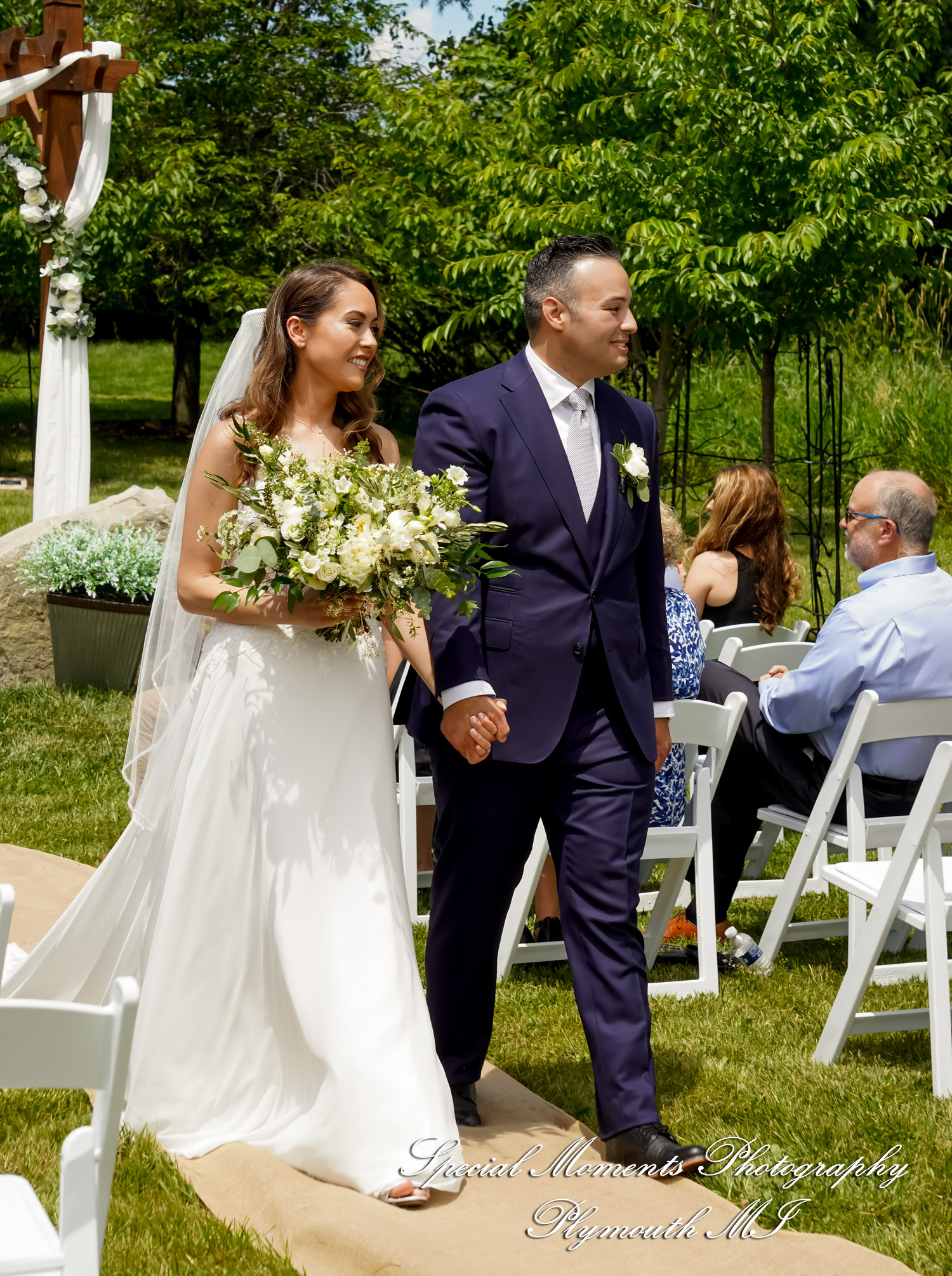Melissa & Eric at MSU Tollgate Farm & Education Center Novi MI wedding photography
