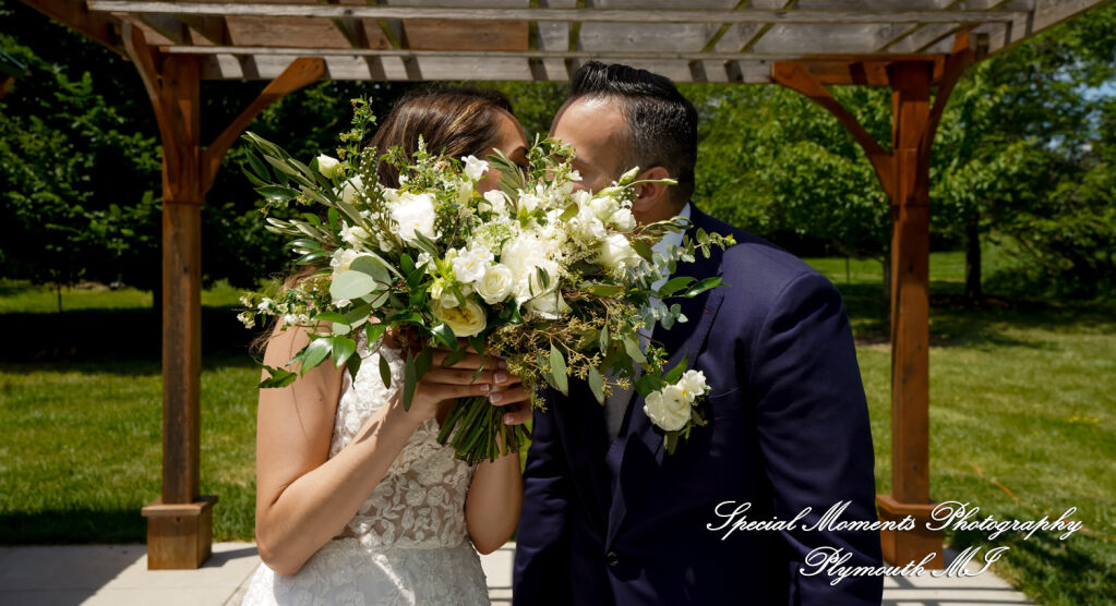 Melissa & Eric at MSU Tollgate Farm & Education Center Novi MI wedding photography