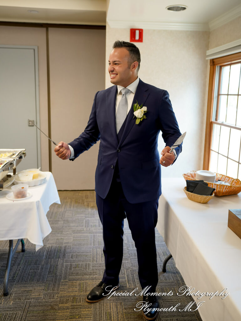 Melissa & Eric at MSU Tollgate Farm & Education Center Novi MI wedding photography