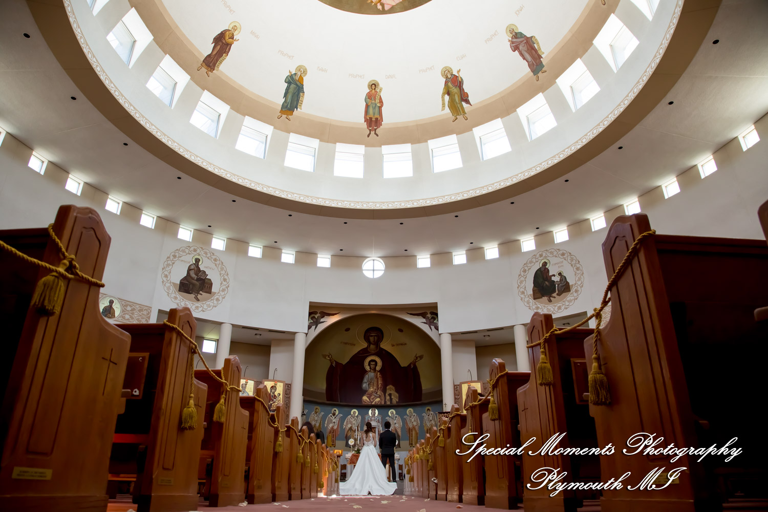 Leah & Bruno at St. Nicholas Greek Orthodox Troy MI wedding photography